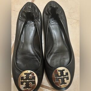Tory Burch Black Leather Logo Ballet Flats with Gold Emblem